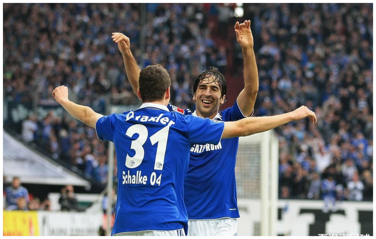 关于沙尔克遭受连败困扰,寻找突破的信息 关于沙尔克遭受连败困扰,寻找突破的信息