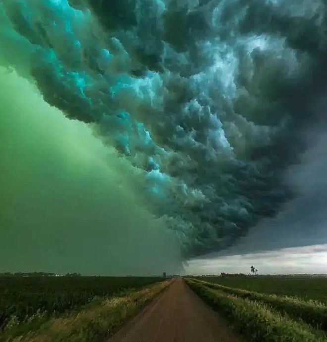 瑞士力挽狂澜，晋级前景乌云罩顶