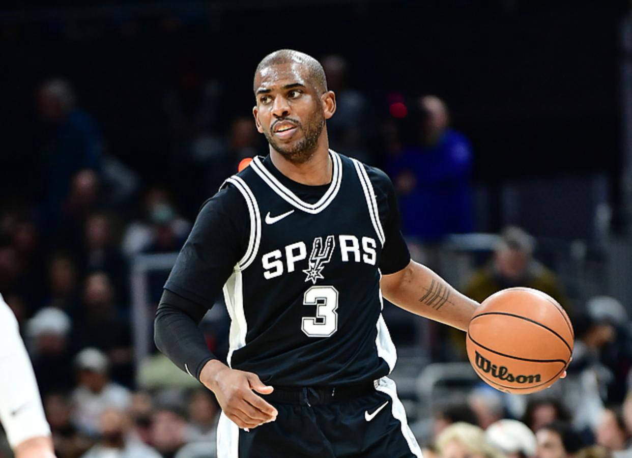 爱游戏官网-马刺队成功转型，青年队员表现抢眼