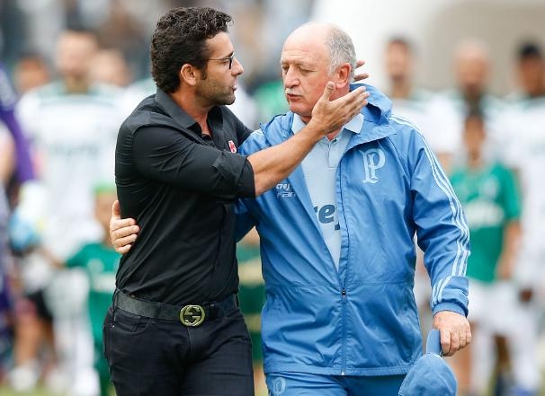 爱游戏网页版-临场作战秘诀揭晓，球队主帅鼓励士气的简单介绍