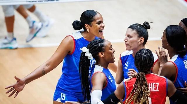 爱游戏-意大利女队表现出色，进入十六强！