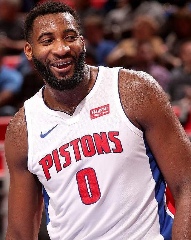 爱游戏网页版-俄罗斯女足队员荣膺最佳新秀奖的简单介绍