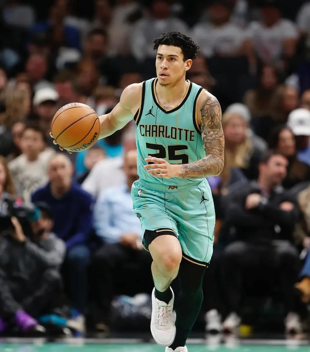 爱游戏体育下载-灰熊宣布重组阵容，引进两名新球员备战新赛季